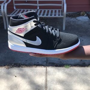 Nike Air Jordan 1 Mid - Size 11 - Brand New